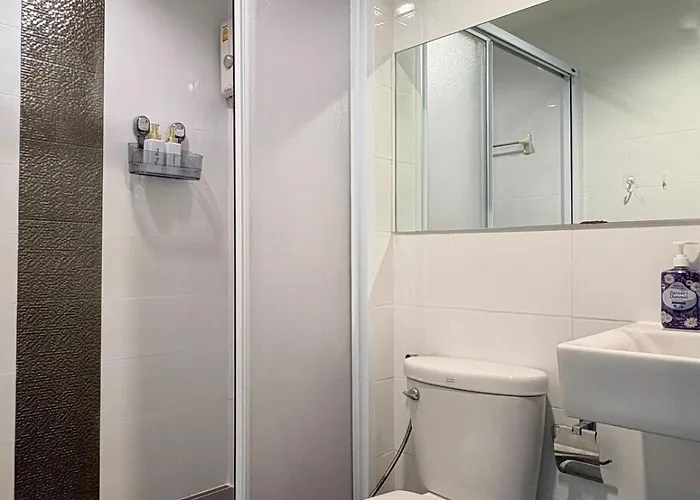 Skyline 1br On High Floor, Sukhumvit 48, Near On-nut & Walk To Bts Phra Khanong Apartment Bangkok