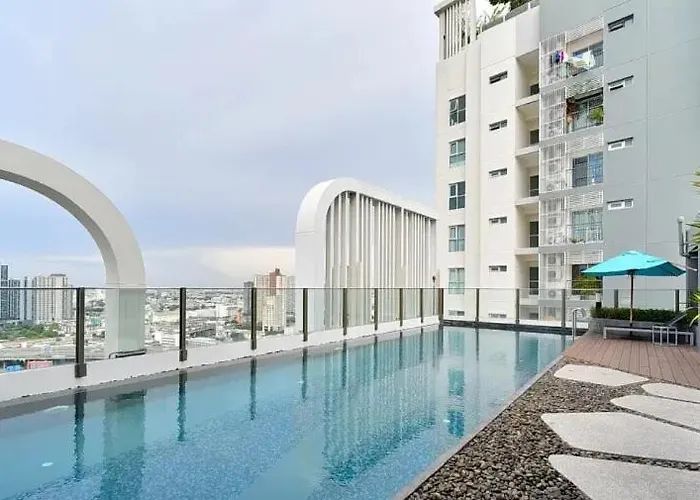 Skyline 1br On High Floor, Sukhumvit 48, Near On-nut & Walk To Bts Phra Khanong