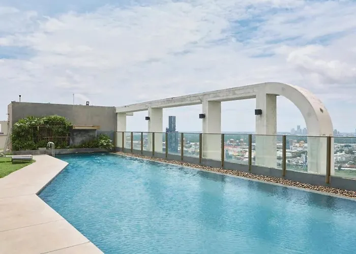 Skyline 1br On High Floor, Sukhumvit 48, Near On-nut & Walk To Bts Phra Khanong Apartment *